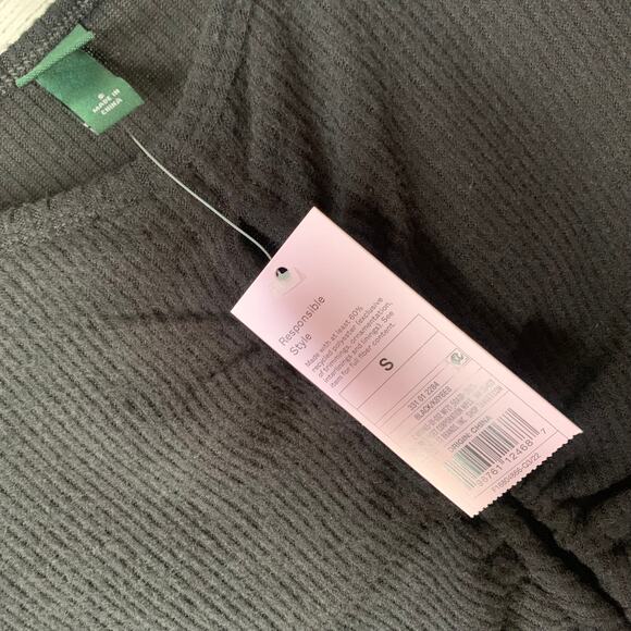 Wild Fable Black Crop Top Shirt with Keyhole Front Tie String Long Sleeves Small - Picture 9 of 12